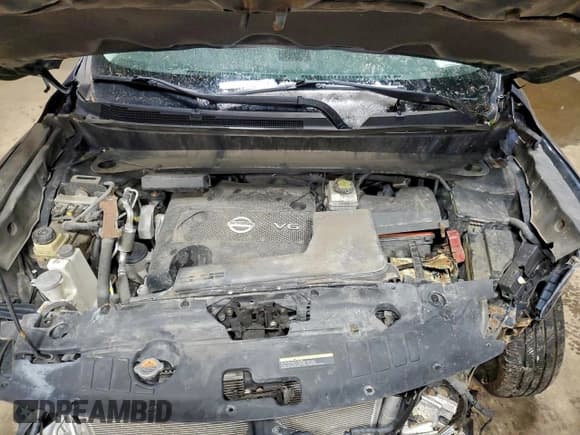 ✅ 2015 Nissan Pathfinder Platinum • VIN: 5N1AR2MM6FC648562 • Lot: 95117335. Listed on Copart with 176,269 mi. Free auction sales archive from the USA and detailed vehicle history report at DreamBid. Image 12.