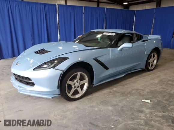 ✅ 2015 Chevrolet Corvette 1LT • VIN: 1G1YA2D78F5104694 • Lot: 63016915. Wystawiony na Copart z przebiegiem Nie podano. Bezpłatny archiwum sprzedaży aukcyjnych z USA i szczegółowy raport historii pojazdu na DreamBid. Zdjęcie 1.