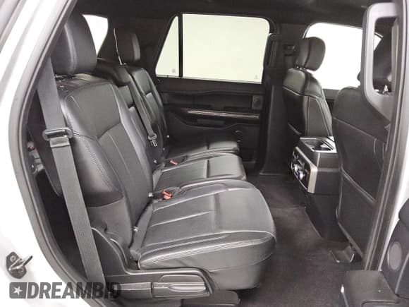 ✅ 2018 Ford Expedition XLT • VIN: 1FMJU1HTXJEA70280 • Lot: 87006365. Listed on Copart with 138,834 mi. Free auction sales archive from the USA and detailed vehicle history report at DreamBid. Image 11.