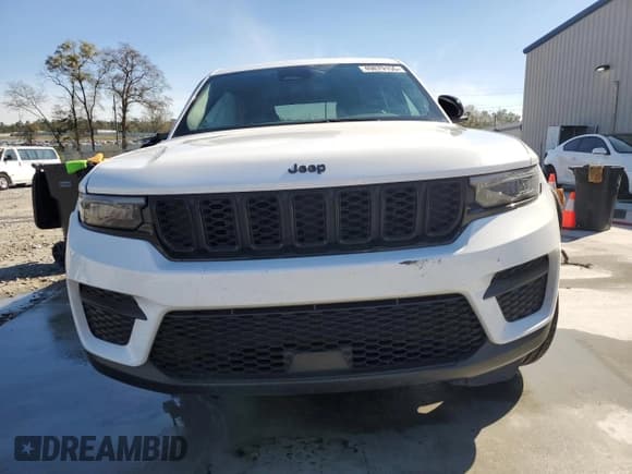 ✅ 2023 Jeep Grand Cherokee Altitude • VIN: 1C4RJGAG3PC571130 • Lot: 49879155. Listed on Copart with 24,563 mi. Free auction sales archive from the USA and detailed vehicle history report at DreamBid. Image 5.