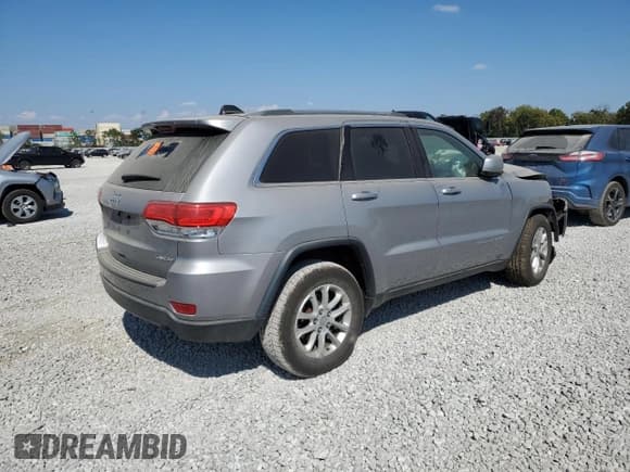 ✅ 2016 Jeep Grand Cherokee Laredo • VIN: 1C4RJFAG8GC504209 • Lot: 71678655. Listed on Copart with 194,155 mi. Free auction sales archive from the USA and detailed vehicle history report at DreamBid. Image 3.