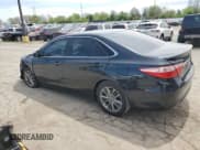 ✅ 2017 Toyota Camry XLE • VIN: 4T1BF1FK7HU418710 • Лот: 55118895. Опубликован ранее на Copart с пробегом 144 768 миль. Бесплатный доступ к архиву аукционных продаж из США и подробный отчёт об истории автомобиля на DreamBid. Изображение 2.