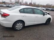 ✅ 2015 Honda Civic LX • VIN: 19XFB2F54FE289113 • Lot: 43813052. Wystawiony na IAAI z przebiegiem 57 120 mil. Bezpłatny archiwum sprzedaży aukcyjnych z USA i szczegółowy raport historii pojazdu na DreamBid. Zdjęcie 4.