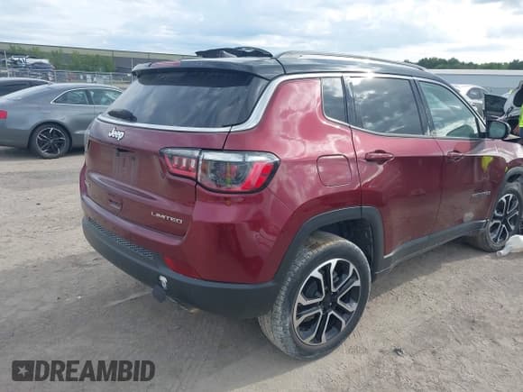 ✅ 2022 Jeep Compass Limited • VIN: 3C4NJDCB8NT108917 • Lot: 43103913. Listed on IAAI with 40,586 mi. Free auction sales archive from the USA and detailed vehicle history report at DreamBid. Image 4.