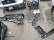 ✅ 2023 Volkswagen Atlas SE • VIN: 1V2JR2CA1PC521942 • Lot: 41521156. Wystawiony na IAAI z przebiegiem 72 216 mil. Bezpłatny archiwum sprzedaży aukcyjnych z USA i szczegółowy raport historii pojazdu na DreamBid. Zdjęcie 11.