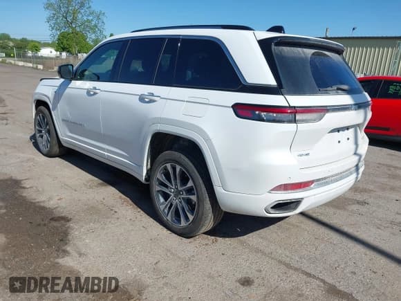 ✅ 2023 Jeep Grand Cherokee Overland • VIN: 1C4RJYD67P8791530 • Lot: 42284763. Listed on IAAI with 21,017 mi. Free auction sales archive from the USA and detailed vehicle history report at DreamBid. Image 3.