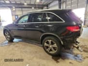 ✅ 2017 Mercedes-Benz GLC 300 • VIN: WDC0G4KB0HF134043 • Lot: 70672495. Wystawiony na Copart z przebiegiem 48 121 mil. Bezpłatny archiwum sprzedaży aukcyjnych z USA i szczegółowy raport historii pojazdu na DreamBid. Zdjęcie 2.