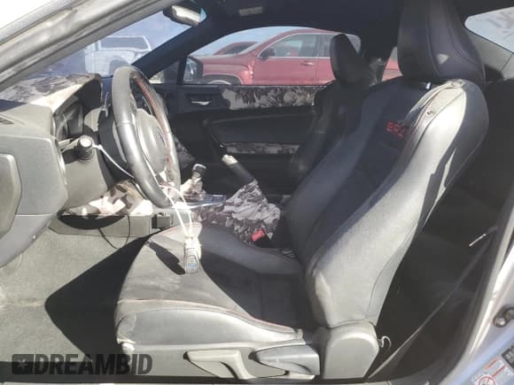 ✅ 2017 Subaru BRZ Limited • VIN: JF1ZCAC12H8604662 • Lot: 91045355. Listed on Copart with 101,659 mi. Free auction sales archive from the USA and detailed vehicle history report at DreamBid. Image 7.