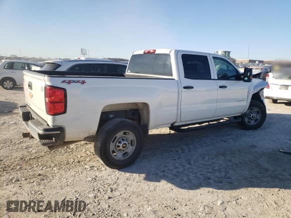 ✅ 2016 Chevrolet Silverado 2500HD Work Truck • VIN: 1GC1KUEG7GF260298 • Лот: 81027004. Опубликован ранее на Copart с пробегом 165 728 миль. Бесплатный доступ к архиву аукционных продаж из США и подробный отчёт об истории автомобиля на DreamBid. Изображение 3.