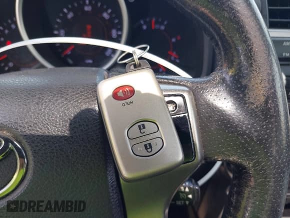 ✅ 2013 Toyota 4Runner SR5 • VIN: JTEBU5JR1D5133085 • Lot: 42453678. Listed on IAAI with 200,419 mi. Free auction sales archive from the USA and detailed vehicle history report at DreamBid. Image 11.