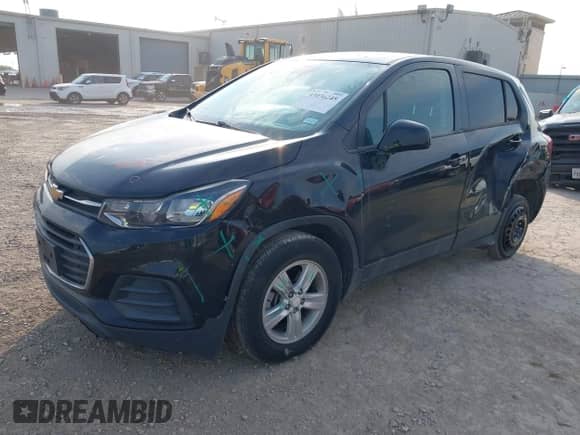 2019 Chevrolet Trax LS with VIN 3GNCJKSB2KL378144, listed as a IAAI auction lot 43036245 with 75,032 mi miles and . Bid and sale history available at DreamBid. Image 17.