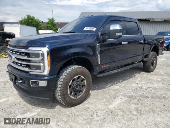 ✅ 2023 Ford F-350 XL • VIN: 1FT8W3BM0PED96768 • Lot: 58496885. Wystawiony na Copart z przebiegiem 55 376 mil. Bezpłatny archiwum sprzedaży aukcyjnych z USA i szczegółowy raport historii pojazdu na DreamBid. Zdjęcie 1.
