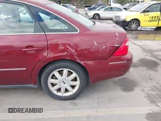 ✅ 2005 Ford Five Hundred Limited • VIN: 1FAHP25185G146419 • Lot: 43718943. Wystawiony na IAAI z przebiegiem Nie podano. Bezpłatny archiwum sprzedaży aukcyjnych z USA i szczegółowy raport historii pojazdu na DreamBid. Zdjęcie 6.