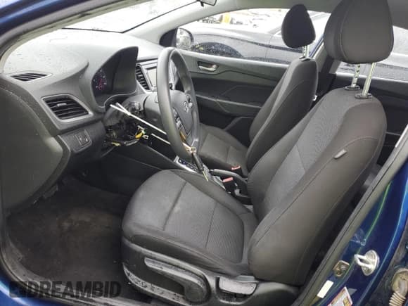 ✅ 2019 Hyundai Accent SE • VIN: 3KPC24A39KE044970 • Лот: 84061424. Опубликован ранее на Copart с пробегом 106 324 миль. Бесплатный доступ к архиву аукционных продаж из США и подробный отчёт об истории автомобиля на DreamBid. Изображение 7.