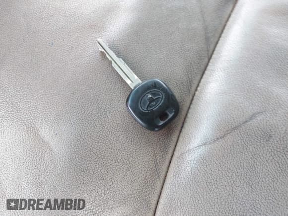 ✅ 2008 Toyota Highlander Sport • VIN: JTEES43A882011674 • Lot: 43783189. Wystawiony na IAAI z przebiegiem Nie podano. Bezpłatny archiwum sprzedaży aukcyjnych z USA i szczegółowy raport historii pojazdu na DreamBid. Zdjęcie 11.