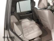 ✅ 2008 Lincoln Navigator • VIN: 5LMFU285X8LJ12365 • Lot: 43915529. Listed on IAAI with 176,781 mi. Free auction sales archive from the USA and detailed vehicle history report at DreamBid. Image 8.