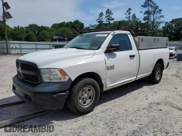 2017 Ram 1500 Tradesman с VIN 3C6JR6DG7HG648888, выставлен на аукционе Copart как лот 55433555 с пробегом 127 715 миль миль и Списание • Salvage title. История ставок и продаж доступна на DreamBid. Изображение 1.