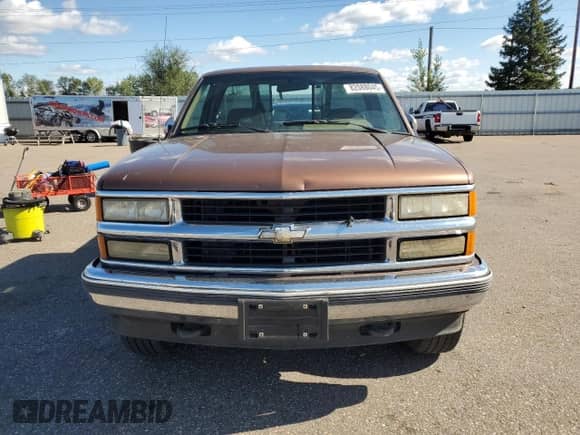 1994 Chevrolet Silverado 1500 с VIN 1GCEK14K0RE119443, выставлен на аукционе Copart как лот 82088045 с пробегом 178 766 миль миль и Списание • Salvage title. История ставок и продаж доступна на DreamBid. Изображение 5.