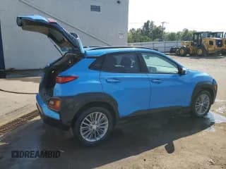 ✅ 2020 Hyundai Kona SEL • VIN: KM8K2CAA6LU455312 • Лот: 71109464. Опубликован ранее на Copart с пробегом 41 437 миль. Бесплатный доступ к архиву аукционных продаж из США и подробный отчёт об истории автомобиля на DreamBid. Изображение 3.