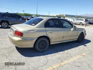 ✅ 2003 Hyundai Sonata • VIN: KMHWF25H33A806380 • Lot: 71670965. Listed on Copart with 84,477 mi. Free auction sales archive from the USA and detailed vehicle history report at DreamBid. Image 3.