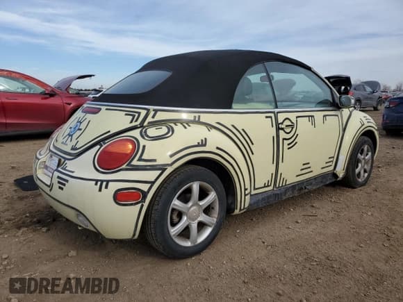 ✅ 2005 Volkswagen Beetle GLS • VIN: 3VWCD31Y65M364335 • Lot: 42923425. Listed on Copart with 118,560 mi. Free auction sales archive from the USA and detailed vehicle history report at DreamBid. Image 3.