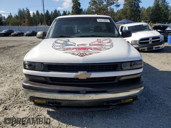 ✅ 2000 Chevrolet Silverado 1500 • VIN: 1GCEC14W0YE322024 • Lot: 84575835. Listed on Copart with 235,380 mi. Free auction sales archive from the USA and detailed vehicle history report at DreamBid. Image 5.