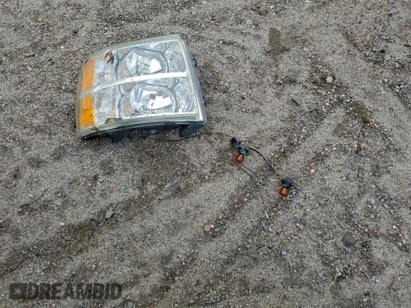 ✅ 2013 Chevrolet Silverado 2500HD Work Truck • VIN: 1GC2KVCG0DZ272333 • Лот: 94529795. Опубликован ранее на Copart с пробегом 186 361 миль. Бесплатный доступ к архиву аукционных продаж из США и подробный отчёт об истории автомобиля на DreamBid. Изображение 12.