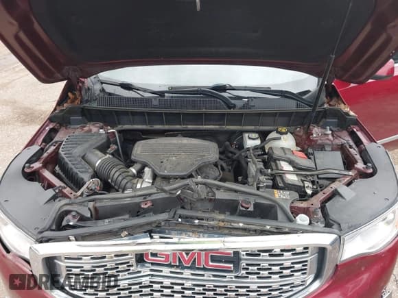 ✅ 2019 GMC Acadia Denali • VIN: 1GKKNPLS7KZ171315 • Lot: 42184124. Listed on IAAI with 160,011 mi. Free auction sales archive from the USA and detailed vehicle history report at DreamBid. Image 17.