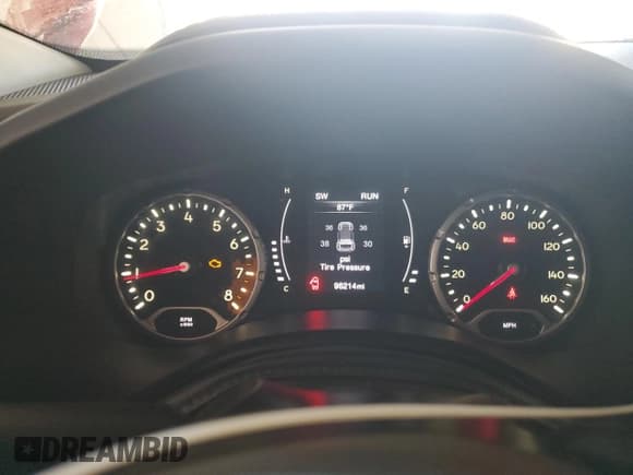 ✅ 2017 Jeep Renegade Sport • VIN: ZACCJAAH7HPG02274 • Lot: 81516395. Wystawiony na Copart z przebiegiem 96 214 mil. Bezpłatny archiwum sprzedaży aukcyjnych z USA i szczegółowy raport historii pojazdu na DreamBid. Zdjęcie 9.