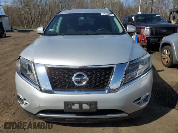 ✅ 2016 Nissan Pathfinder SL • VIN: 5N1AR2MM0GC606244 • Lot: 54230725. Listed on Copart with 85,692 mi. Free auction sales archive from the USA and detailed vehicle history report at DreamBid. Image 5.
