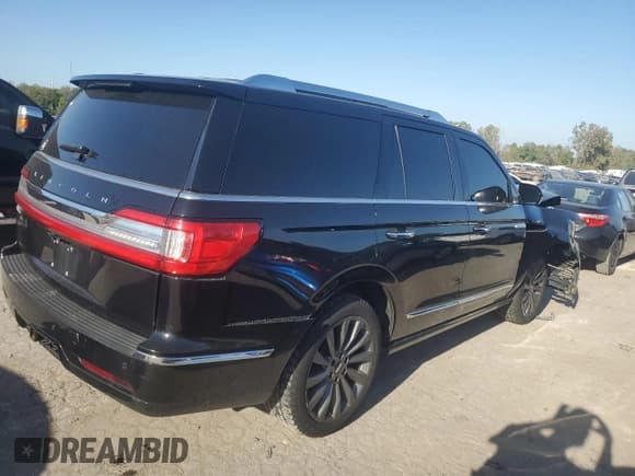 ✅ 2018 Lincoln Navigator Select • VIN: 5LMJJ2JT8JEL12988 • Lot: 75695994. Listed on Copart with 125,396 mi. Free auction sales archive from the USA and detailed vehicle history report at DreamBid. Image 3.