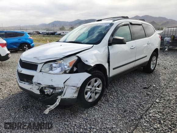 ✅ 2011 Chevrolet Traverse LS • VIN: 1GNKVEED4BJ224587 • Lot: 80447065. Wystawiony na Copart z przebiegiem 181 646 mil. Bezpłatny archiwum sprzedaży aukcyjnych z USA i szczegółowy raport historii pojazdu na DreamBid. Zdjęcie 1.