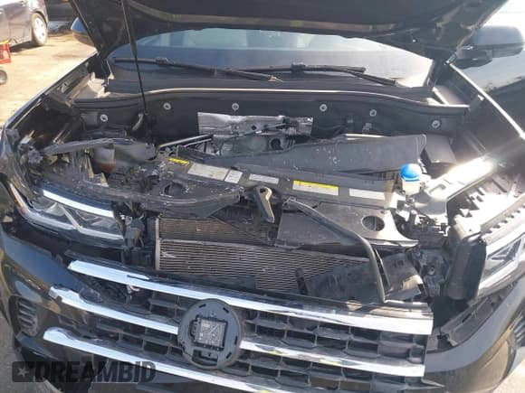 ✅ 2022 Volkswagen Atlas SE • VIN: 1V2LP2CA8NC541150 • Lot: 41440577. Wystawiony na IAAI z przebiegiem 77 028 mil. Bezpłatny archiwum sprzedaży aukcyjnych z USA i szczegółowy raport historii pojazdu na DreamBid. Zdjęcie 10.