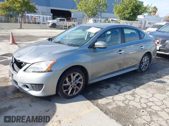 ✅ 2013 Nissan Sentra SV • VIN: 3N1AB7AP4DL701185 • Lot: 43725707. Listed on IAAI with 198,314 mi. Free auction sales archive from the USA and detailed vehicle history report at DreamBid. Image 2.