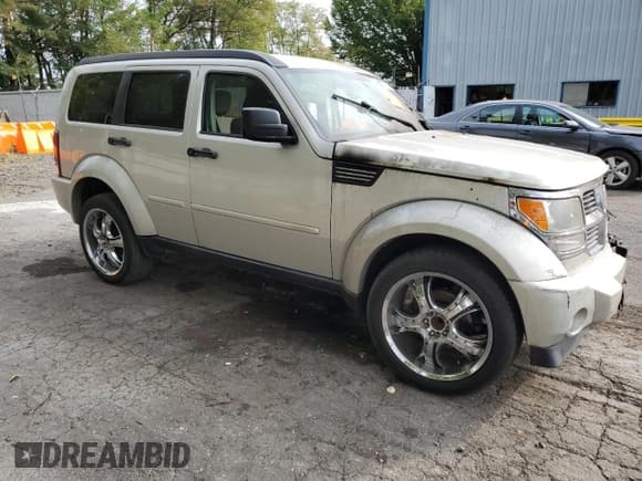 ✅ 2008 Dodge Nitro SXT • VIN: 1D8GT28KX8W208520 • Lot: 81312195. Listed on Copart with Not provided. Free auction sales archive from the USA and detailed vehicle history report at DreamBid. Image 4.