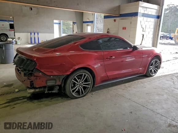 ✅ 2015 Ford Mustang V6 • VIN: 1FA6P8AM0F5410823 • Lot: 94743615. Wystawiony na Copart z przebiegiem 113 039 mil. Bezpłatny archiwum sprzedaży aukcyjnych z USA i szczegółowy raport historii pojazdu na DreamBid. Zdjęcie 3.