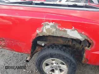 2008 Dodge Dakota SLT с VIN 1D7HW48N38S519106, выставлен на аукционе IAAI как лот 43369783 с пробегом 223 655 миль миль и . История ставок и продаж доступна на DreamBid. Изображение 6.