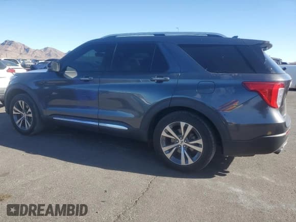 ✅ 2020 Ford Explorer Platinum • VIN: 1FM5K8HC5LGA28526 • Lot: 44850865. Wystawiony na Copart z przebiegiem 87 616 mil. Bezpłatny archiwum sprzedaży aukcyjnych z USA i szczegółowy raport historii pojazdu na DreamBid. Zdjęcie 2.
