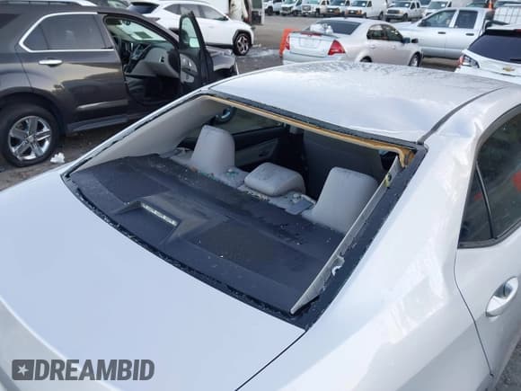 ✅ 2015 Toyota Corolla LE • VIN: 2T1BURHE9FC439293 • Лот: 43487960. Опубликован ранее на IAAI с пробегом 56 527 миль. Бесплатный доступ к архиву аукционных продаж из США и подробный отчёт об истории автомобиля на DreamBid. Изображение 6.