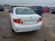 ✅ 2010 Toyota Corolla • VIN: 2T1BU4EE2AC362928 • Lot: 42200498. Wystawiony na IAAI z przebiegiem 236 324 mil. Bezpłatny archiwum sprzedaży aukcyjnych z USA i szczegółowy raport historii pojazdu na DreamBid. Zdjęcie 3.