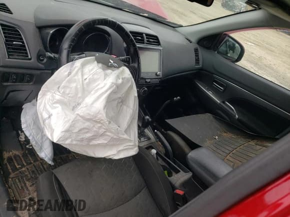 ✅ 2020 Mitsubishi Outlander ES • VIN: JA4AR3AU0LU003646 • Lot: 69345195. Wystawiony na Copart z przebiegiem Nie podano. Bezpłatny archiwum sprzedaży aukcyjnych z USA i szczegółowy raport historii pojazdu na DreamBid. Zdjęcie 8.