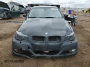 ✅ 2011 BMW 3 Series 335i • VIN: WBAPM5C51BE576738 • Лот: 85519645. Опубликован ранее на Copart с пробегом 131 929 миль. Бесплатный доступ к архиву аукционных продаж из США и подробный отчёт об истории автомобиля на DreamBid. Изображение 5.