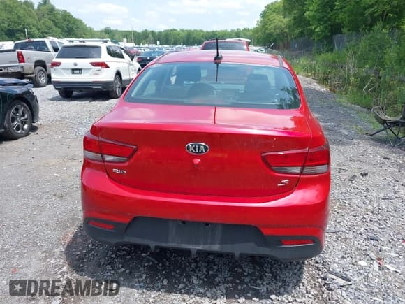 ✅ 2018 Kia Rio LX • VIN: 3KPA24ABXJE098260 • Лот: 42516603. Опубликован ранее на IAAI с пробегом 54 074 миль. Бесплатный доступ к архиву аукционных продаж из США и подробный отчёт об истории автомобиля на DreamBid. Изображение 16.