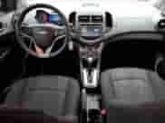 2014 Chevrolet Sonic LT с VIN 1G1JC5SH1E4225371, выставлен на аукционе Copart как лот 72790804 с пробегом 152 168 миль миль и Чистый • Clean title. История ставок и продаж доступна на DreamBid. Изображение 8.