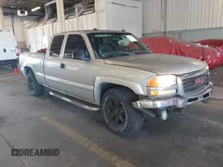 ✅ 2004 GMC Sierra 1500 SLE • VIN: 2GTEK19T941364026 • Лот: 42985577. Опубликован ранее на IAAI с пробегом 168 480 миль. Бесплатный доступ к архиву аукционных продаж из США и подробный отчёт об истории автомобиля на DreamBid. Изображение 1.