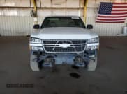 ✅ 2005 Chevrolet Silverado 1500 • VIN: 1GCEC19V95Z348240 • Лот: 56869465. Опубликован ранее на Copart с пробегом 251 012 миль. Бесплатный доступ к архиву аукционных продаж из США и подробный отчёт об истории автомобиля на DreamBid. Изображение 5.