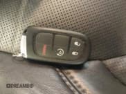 ✅ 2021 Jeep Cherokee Latitude Lux • VIN: 1C4PJMMX5MD194128 • Lot: 42257671. Wystawiony na IAAI z przebiegiem 25 969 mil. Bezpłatny archiwum sprzedaży aukcyjnych z USA i szczegółowy raport historii pojazdu na DreamBid. Zdjęcie 11.