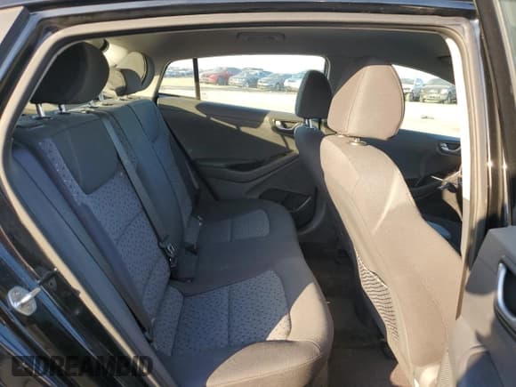 ✅ 2019 Hyundai Ioniq Blue • VIN: KMHC65LC3KU144812 • Lot: 83449094. Wystawiony na Copart z przebiegiem 70 707 mil. Bezpłatny archiwum sprzedaży aukcyjnych z USA i szczegółowy raport historii pojazdu na DreamBid. Zdjęcie 10.