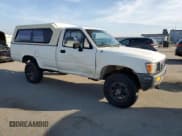 ✅ 1990 Toyota Pickup • VIN: JT4VN02DXL2001673 • Лот: 46532845. Опубликован ранее на Copart с пробегом 236 725 миль. Бесплатный доступ к архиву аукционных продаж из США и подробный отчёт об истории автомобиля на DreamBid. Изображение 4.