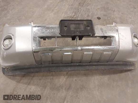 ✅ 2011 Ford Escape Hybrid • VIN: 1FMCU4K39BKB98189 • Lot: 41861185. Wystawiony na IAAI z przebiegiem 177 042 mil. Bezpłatny archiwum sprzedaży aukcyjnych z USA i szczegółowy raport historii pojazdu na DreamBid. Zdjęcie 12.